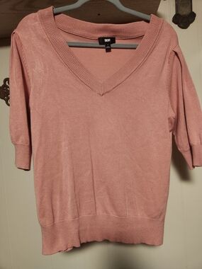 DKNY Dusty Rose V-Neck Short Sleeve Sweater